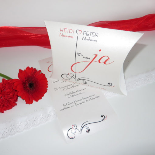 Hochzeitseinladungsbox "Design in rot & schwarz"