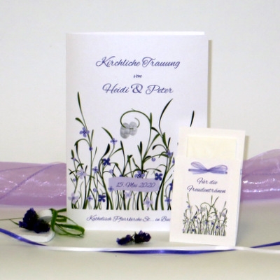 Kirchenheft "Hochzeitswiese" violett mit Freudentränen Kirchenheft "Hochzeitswiese" violett mit Freudentränen