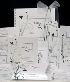 Kartenset für eine Hochzeit mit dem Farbcode grün und weiß.