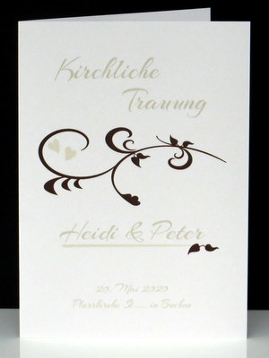 Erlesenes Kirchenheft mit Herzchen und Ranken in creme und braun Erlesenes Kirchenheft mit Herzchen und Ranken in creme und braun