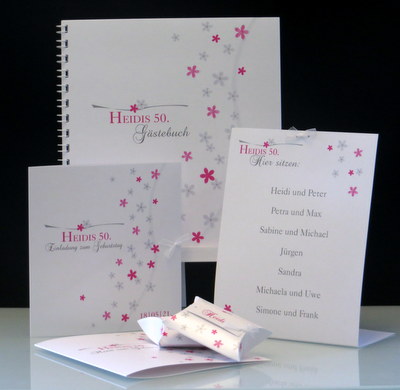 Leuchtendes Kartenset zum Geburtstag mit Blümchendesign in pink Leuchtendes Kartenset zum Geburtstag mit Blümchendesign in pink