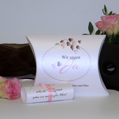 Hochzeitseinladungsbox "Herzblatt" rosa