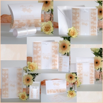 Trendy Hochzeitspapeterie mit Blüten im angesagten Retro Look in apricot