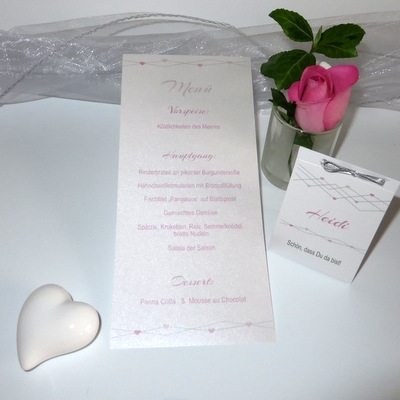 Tischaufsteller "Farbherzen" rosa mit passender Menükarte Tischaufsteller "Farbherzen" rosa mit passender Menükarte