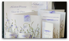 Aktuelles Hochzeitskartensetin flieder