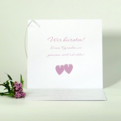 Hochzeitseinladung "So verliebt" rosa