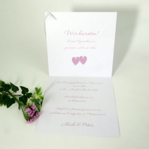 Hochzeitseinladung "So verliebt" rosa